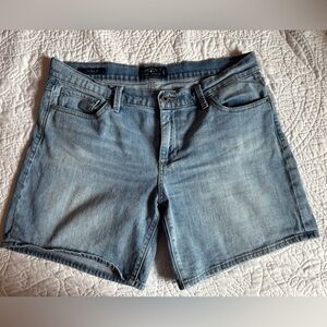 Lucky Brand Light Blue Denim Jeans